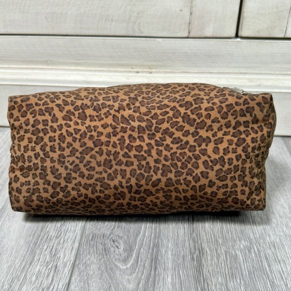 BOTTEGA VENETA Leopard Print Small Handbag Pouch Pre-loved - Picture 5 of 15